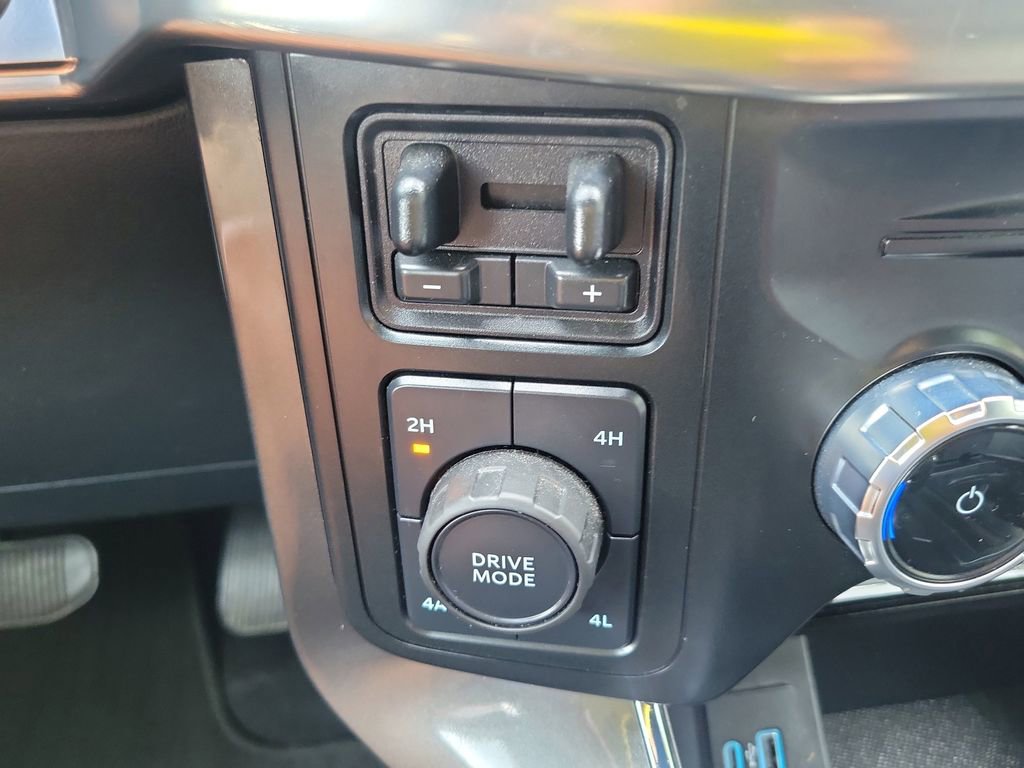 Certified 2023 Ford F150 Lariat AWD/4WD image 32