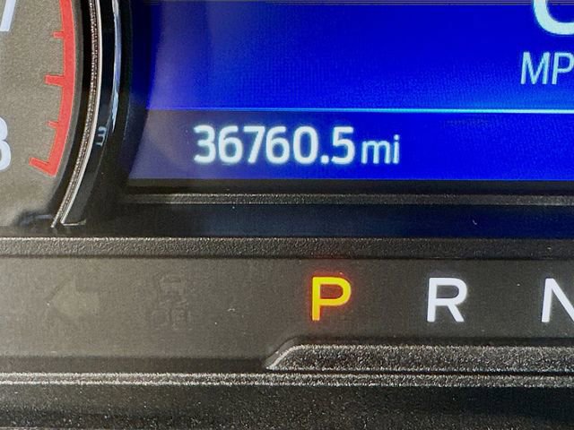 Certified 2022 Ford Explorer XLT image 26