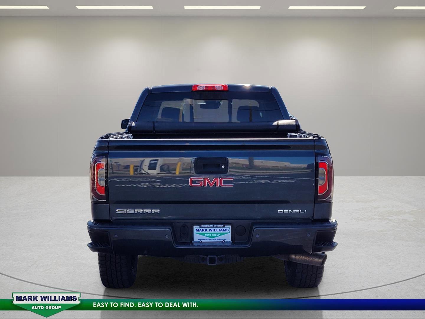 Used 2017 GMC Sierra 1500 Denali image 4