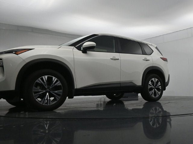 Used 2023 Nissan Rogue SV AWD/4WD image 37