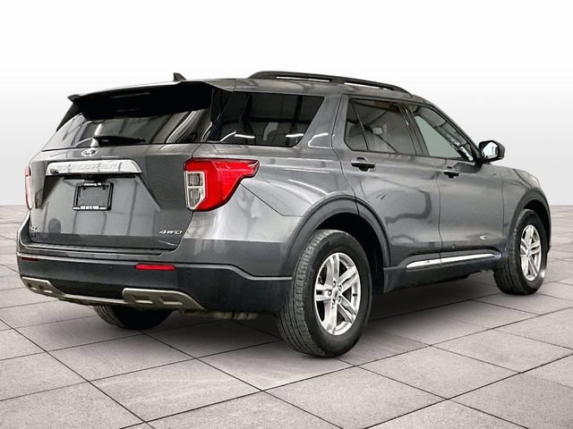 Certified 2021 Ford Explorer XLT w/ Equipment Group 202A AWD/4WD image 11