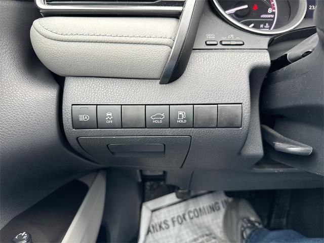 Used 2023 Toyota Camry LE image 17