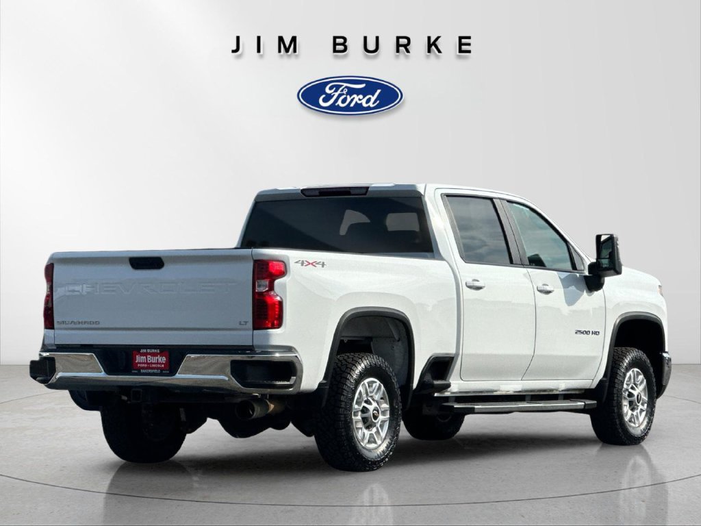 Used 2024 Chevrolet Silverado 2500 LT AWD/4WD image 5