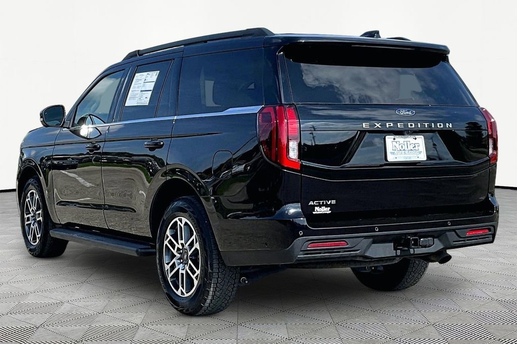 Certified 2025 Ford Expedition Active AWD/4WD image 13