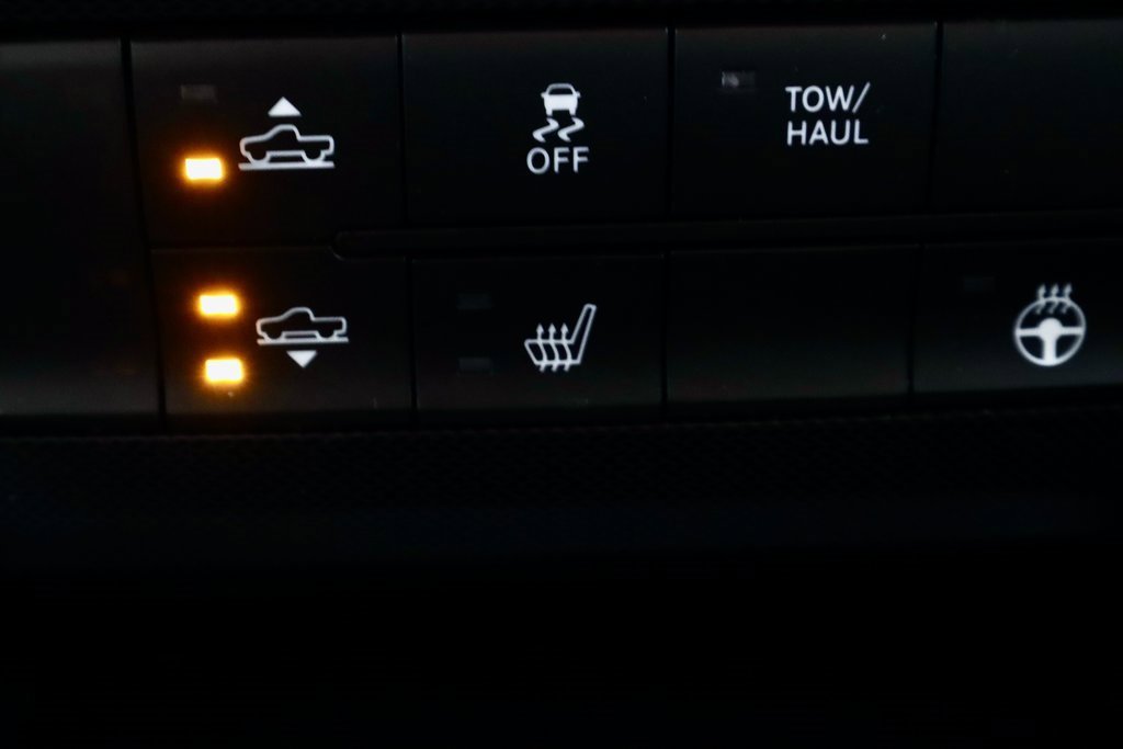 Used 2017 RAM 1500 Rebel w/ Luxury Group image 5