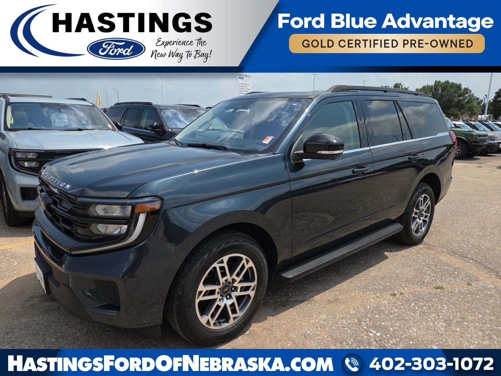 Certified 2025 Ford Expedition Active AWD/4WD image 1