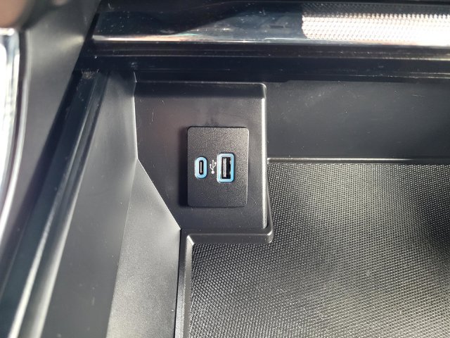 Certified 2022 Ford F150 Lariat AWD/4WD image 18
