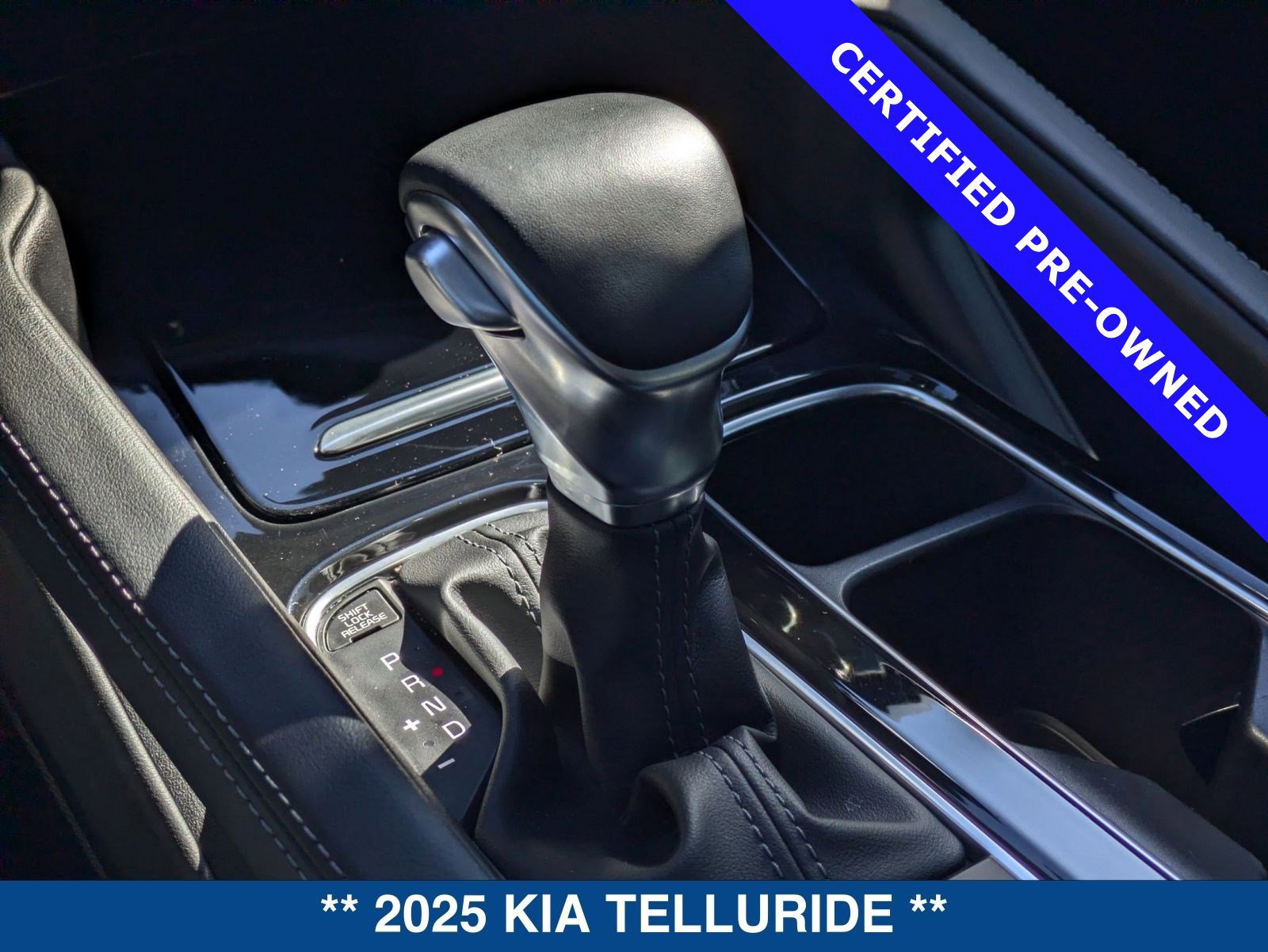 Used 2025 Kia Telluride EX image 34