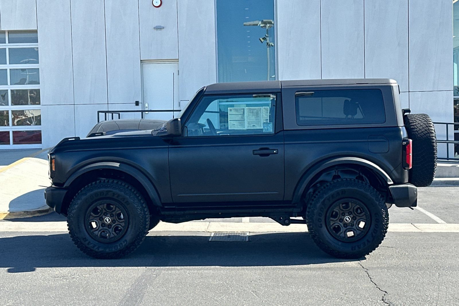 Certified 2022 Ford Bronco Wildtrak AWD/4WD image 6