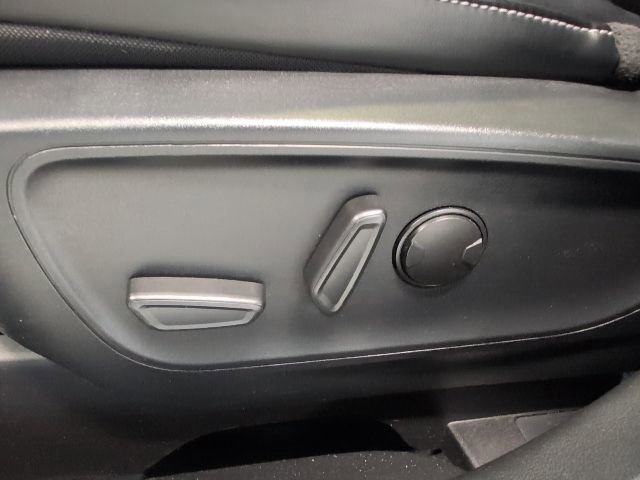 Certified 2024 Ford Escape Platinum image 15