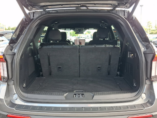 Certified 2025 Ford Explorer ST-Line AWD/4WD image 28