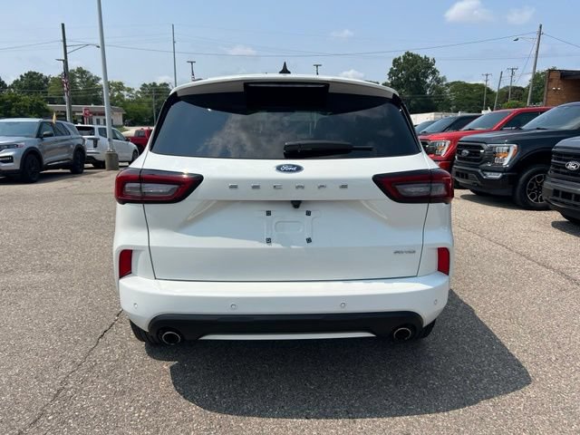 Certified 2024 Ford Escape ST-Line w/ Tech Pack #1 AWD/4WD image 5