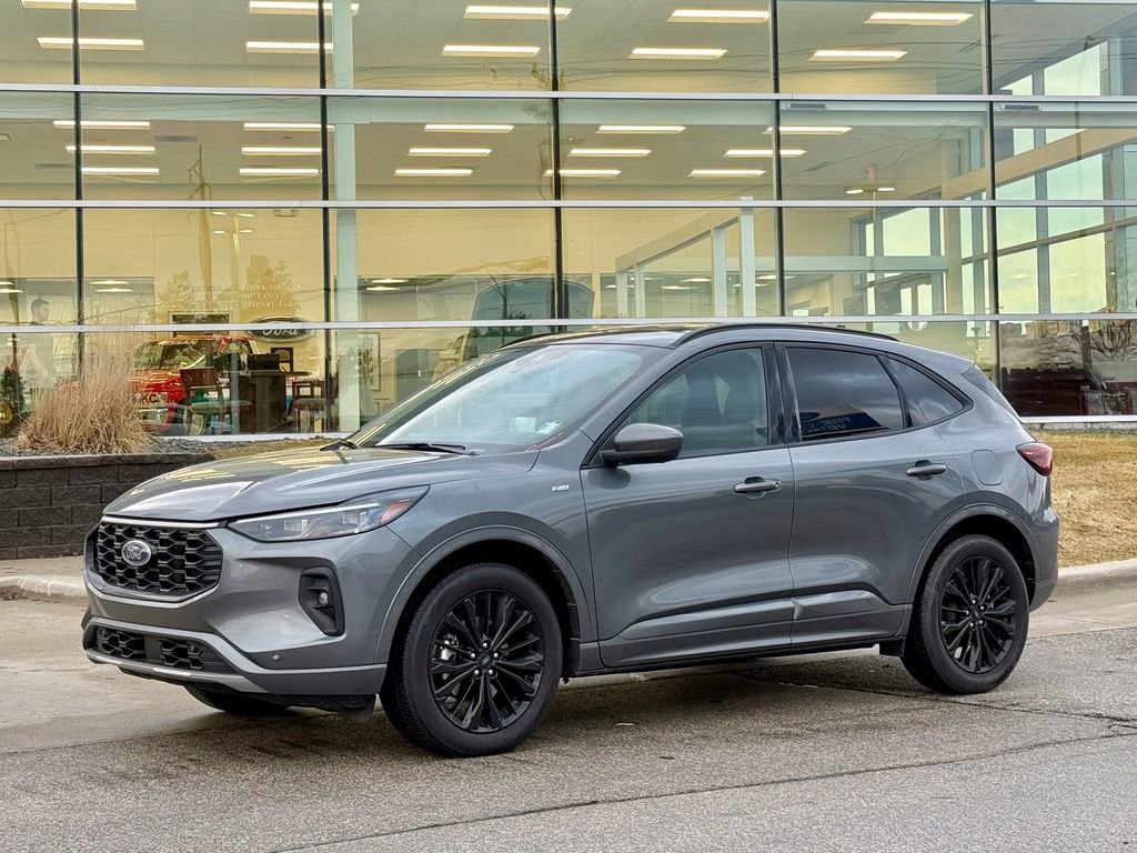 Certified 2025 Ford Escape ST-Line Elite w/ Premium Technology Package image 7