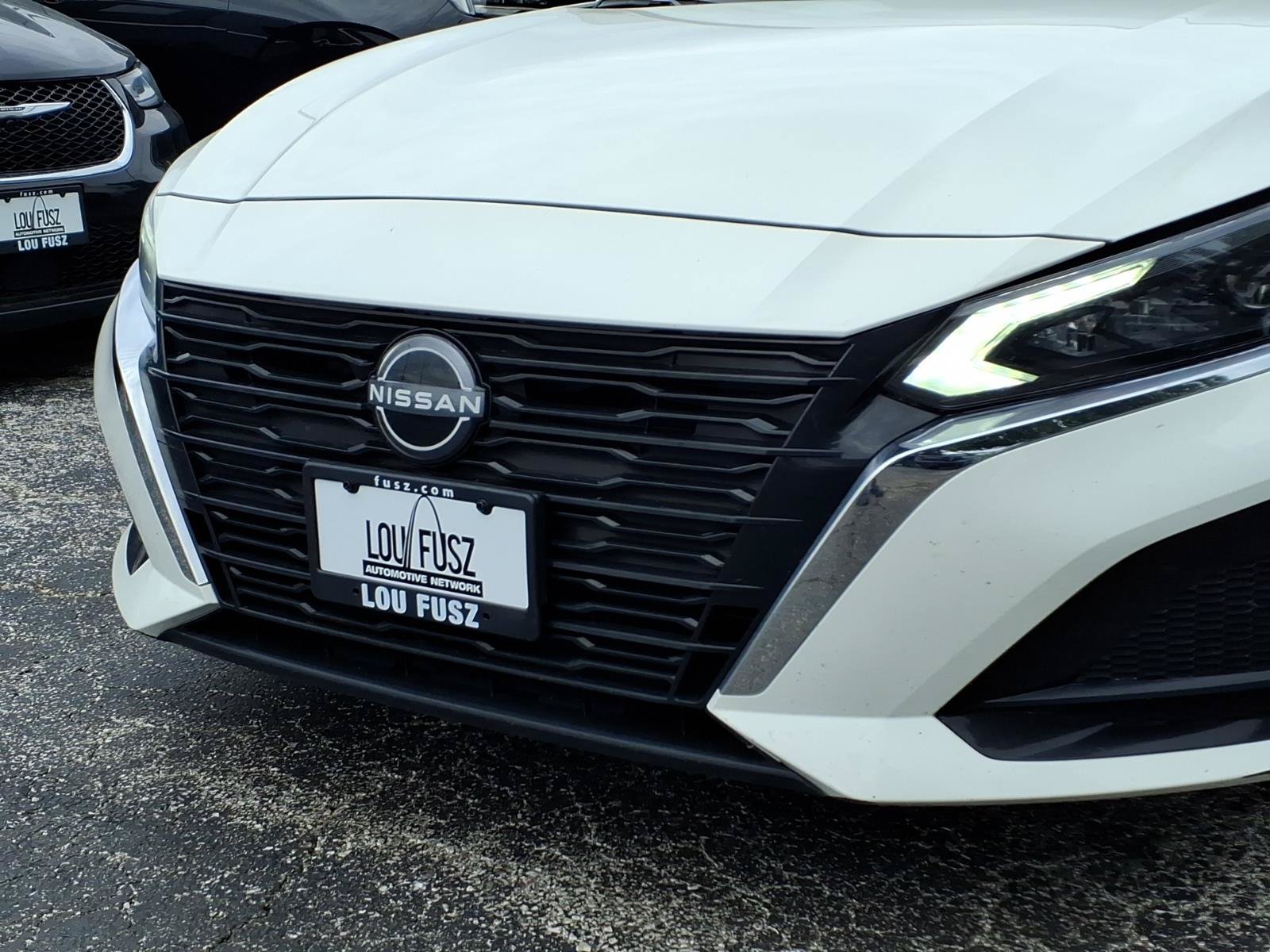 Used 2025 Nissan Altima 2.5 SV FWD image 34