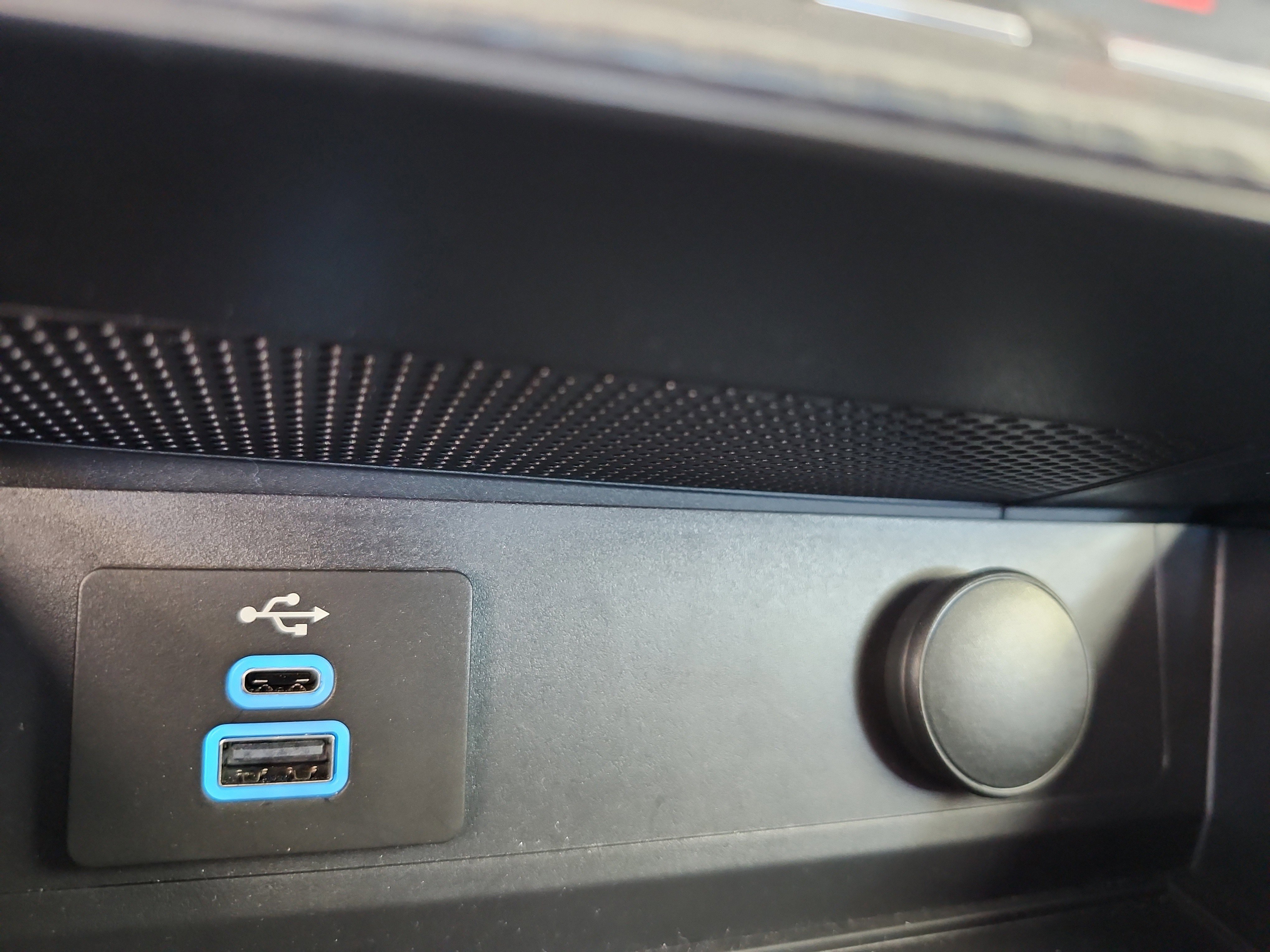 Certified 2025 Ford Mustang GT Premium w/ 60th Anniversary Package image 30