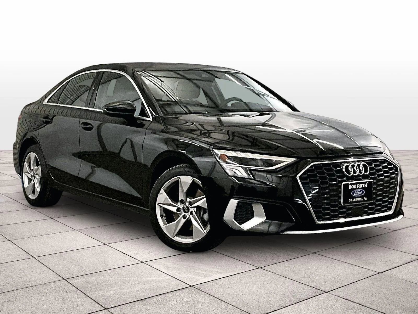 Used 2023 Audi A3 2.0T Premium Plus FWD image 2