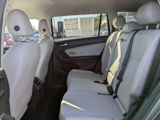 Used 2018 Volkswagen Tiguan SE image 14