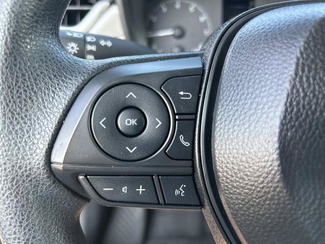 Used 2025 Toyota Corolla Cross L FWD image 28