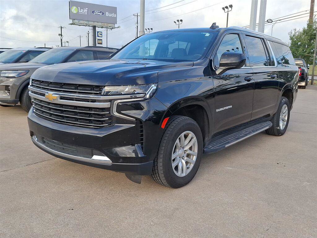 Used 2024 Chevrolet Suburban LT AWD/4WD image 25