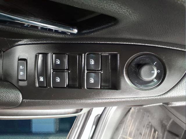 Used 2022 Chevrolet Trax LT w/ LT Convenience Package image 20