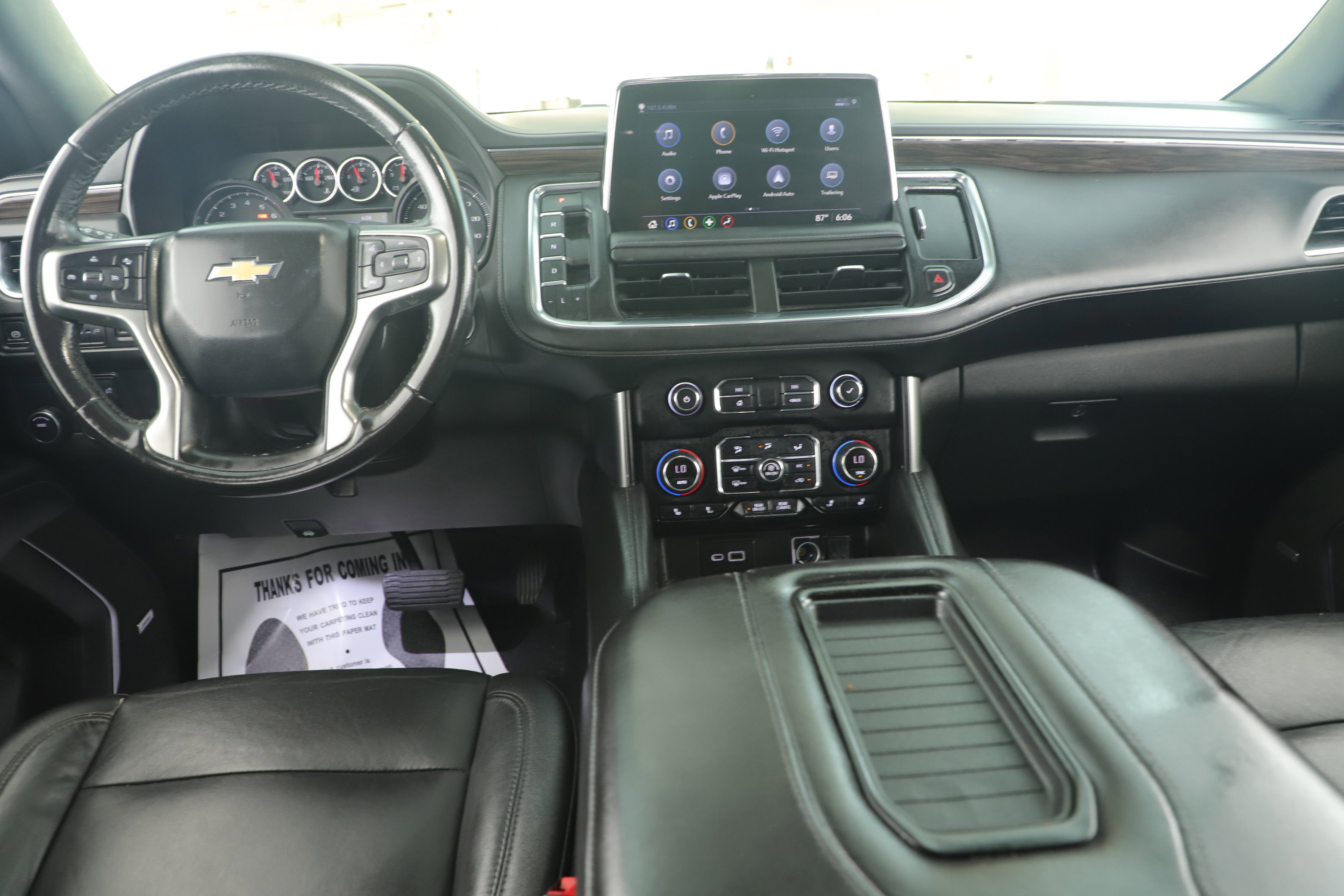 Used 2021 Chevrolet Suburban LT image 20