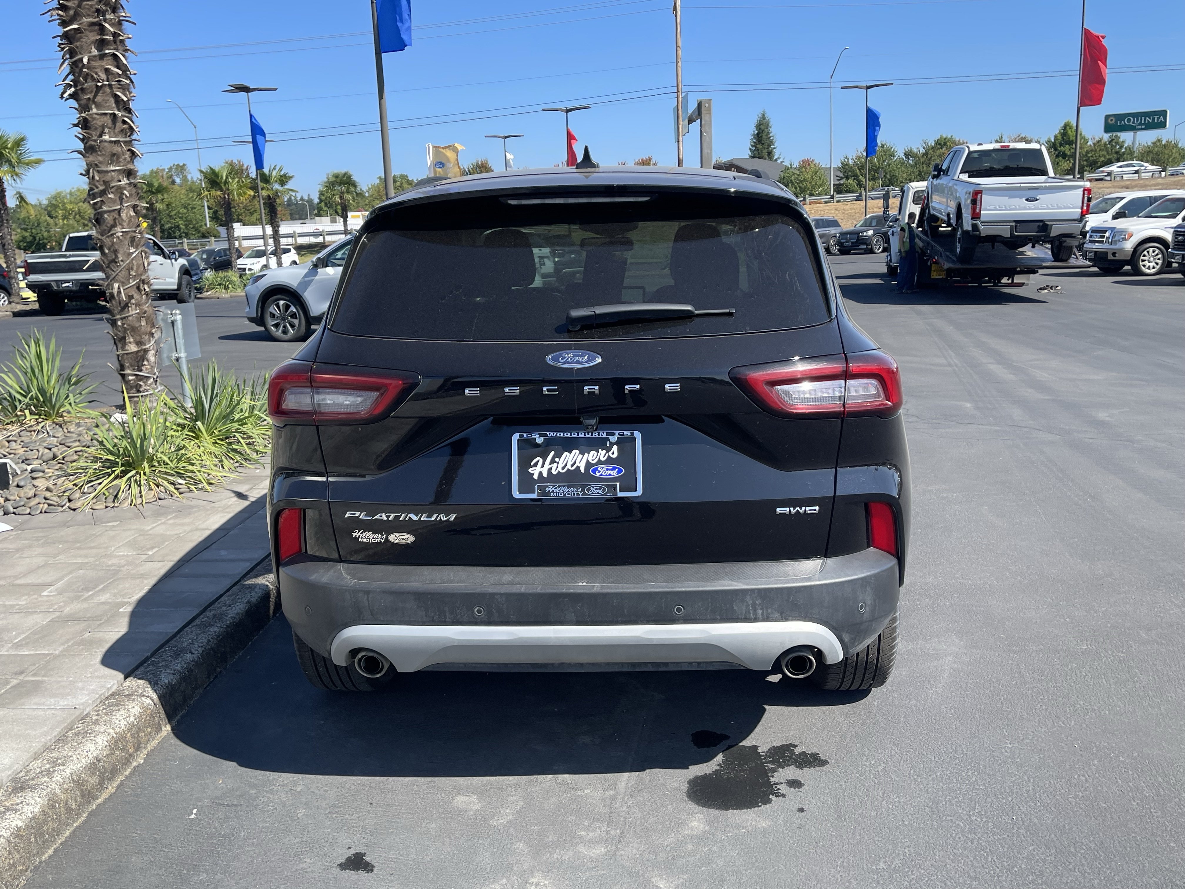 Certified 2025 Ford Escape Platinum AWD/4WD image 4