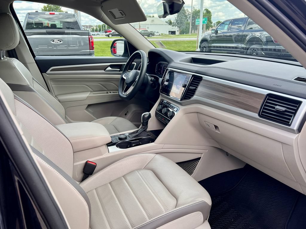 Used 2021 Volkswagen Atlas SEL Premium AWD/4WD image 19
