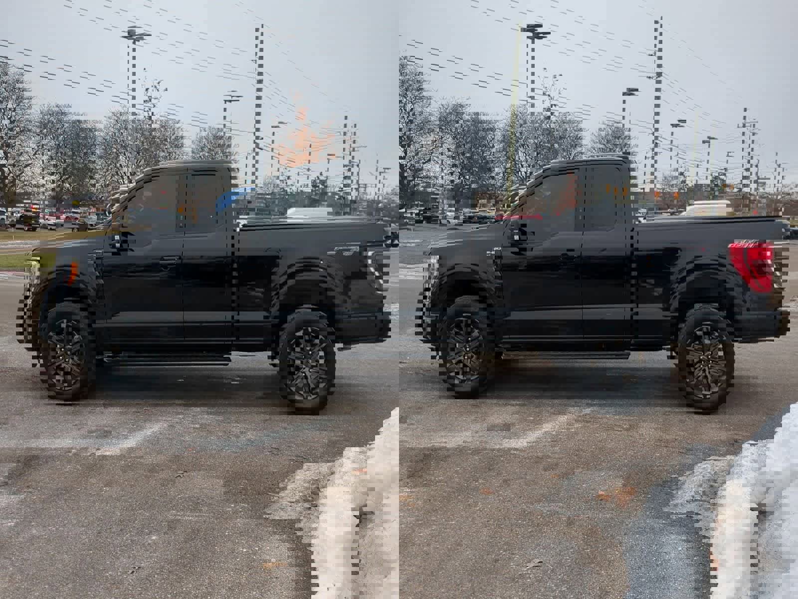 Certified 2023 Ford F150 XLT w/ Equipment Group 302A High image 5