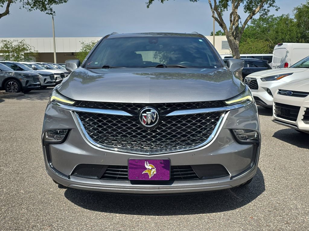 Used 2023 Buick Enclave Avenir w/ Avenir Technology Package AWD/4WD image 2