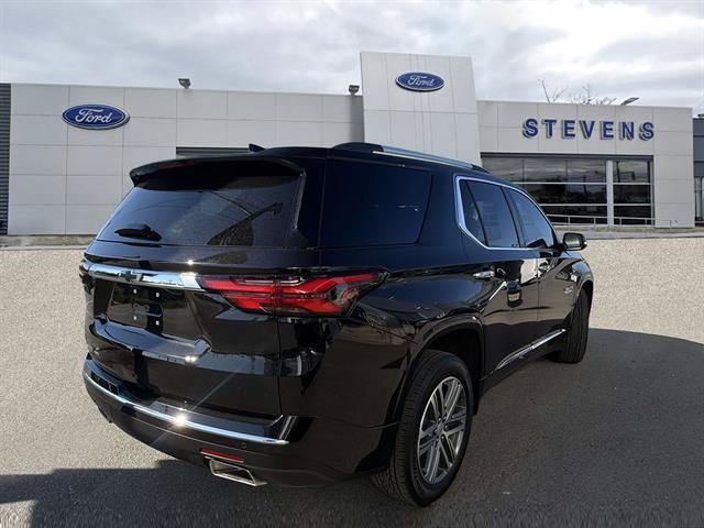 Used 2023 Chevrolet Traverse High Country w/ LPO, Floor Liner Package AWD/4WD image 4