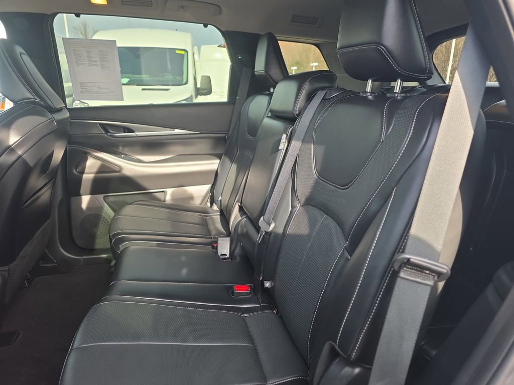 Used 2023 INFINITI QX60 Luxe w/ Cargo Package image 25