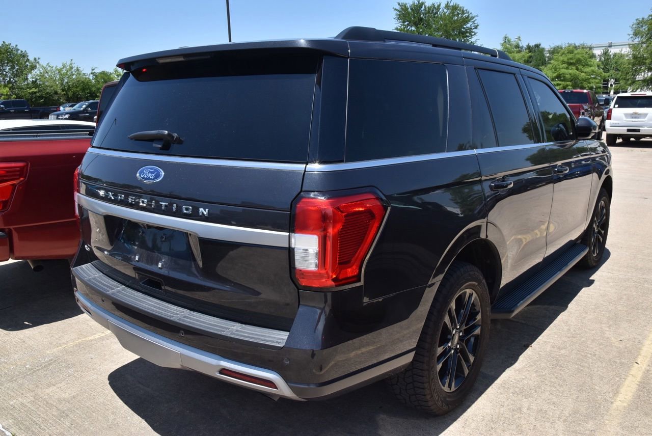 Certified 2024 Ford Expedition XLT AWD/4WD image 5