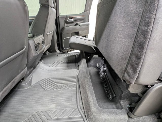 Used 2026 Chevrolet Silverado 1500 LT Trail Boss w/ Convenience Package II AWD/4WD image 15