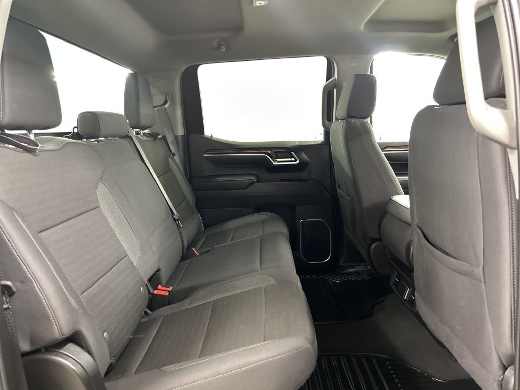 Used 2025 Chevrolet Silverado 1500 LT AWD/4WD image 30