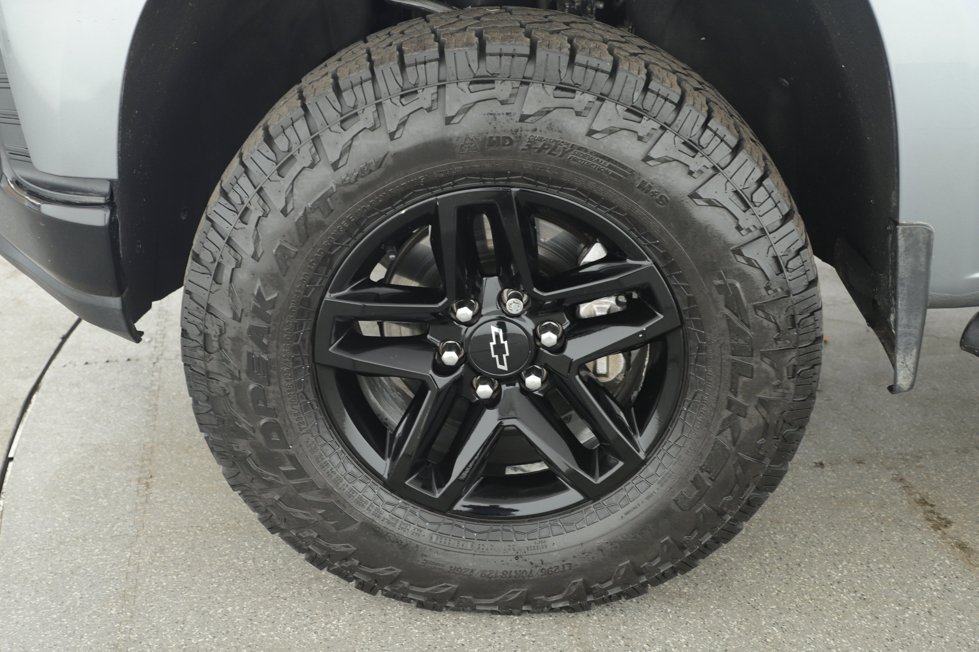 Used 2022 Chevrolet Silverado 1500 LT Trail Boss w/ Safety Package image 3