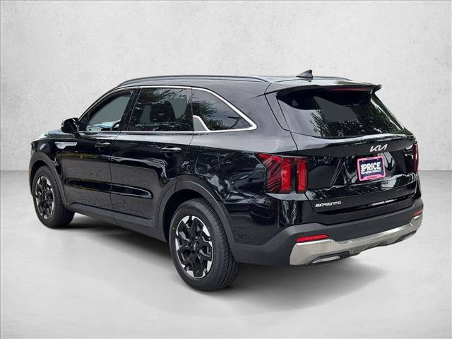 Used 2024 Kia Sorento S FWD image 8