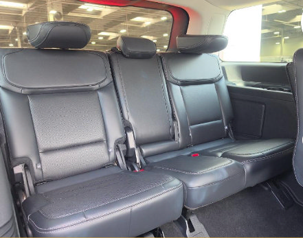 Certified 2025 Ford Expedition Platinum AWD/4WD image 10