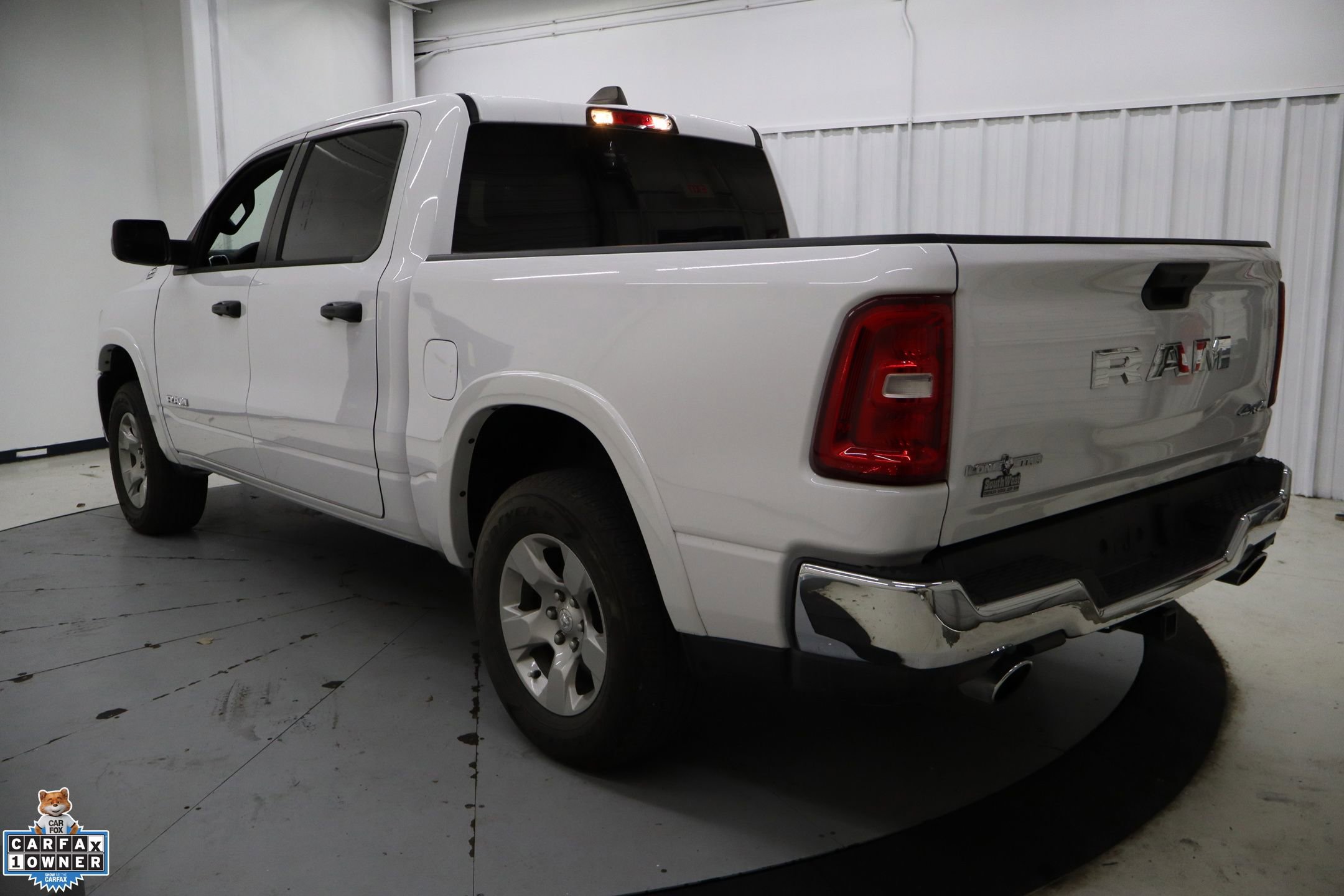 Used 2025 RAM 1500 Lone Star image 6