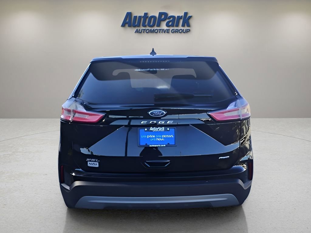 Certified 2024 Ford Edge SEL image 4