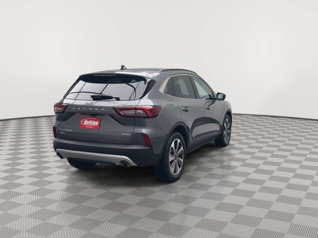 Certified 2024 Ford Escape Platinum AWD/4WD image 38