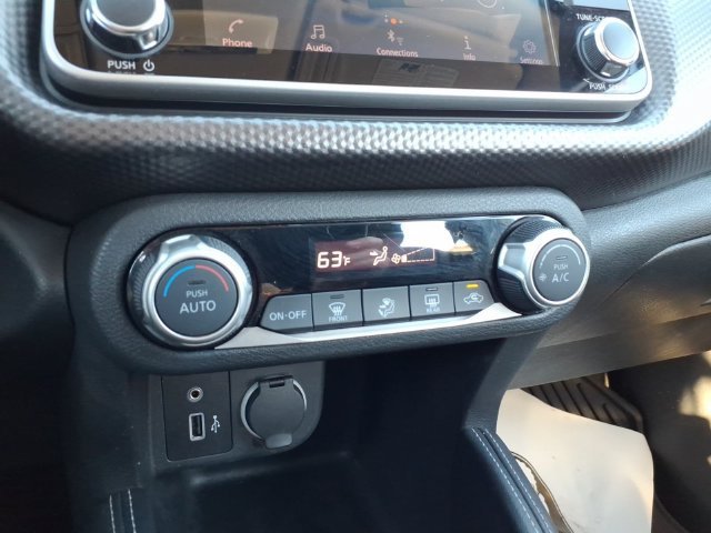 Used 2018 Nissan Kicks SV FWD image 26