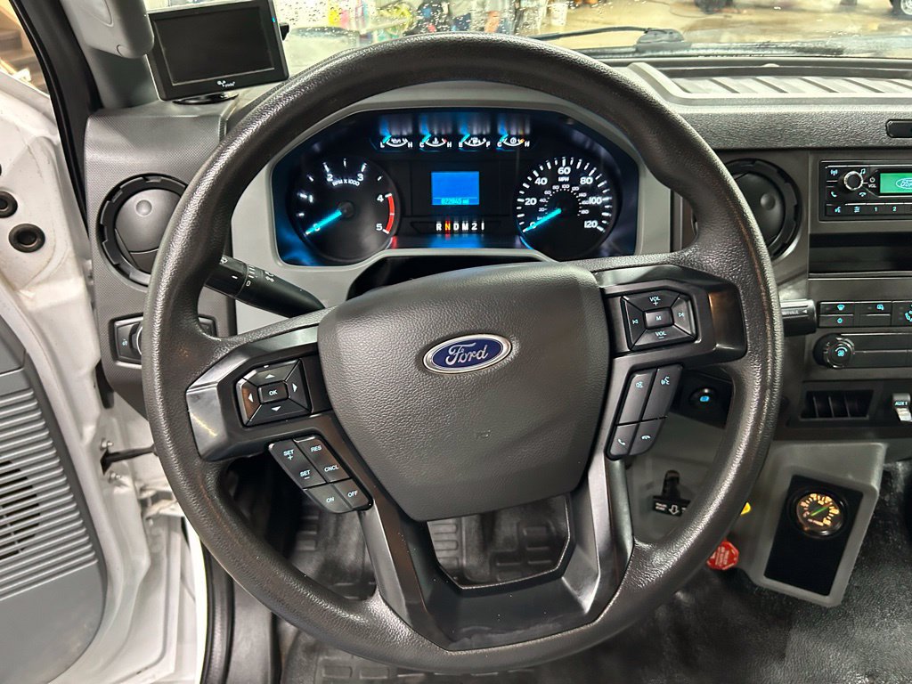 Certified 2022 Ford F750 2WD Regular Cab Super Duty image 13