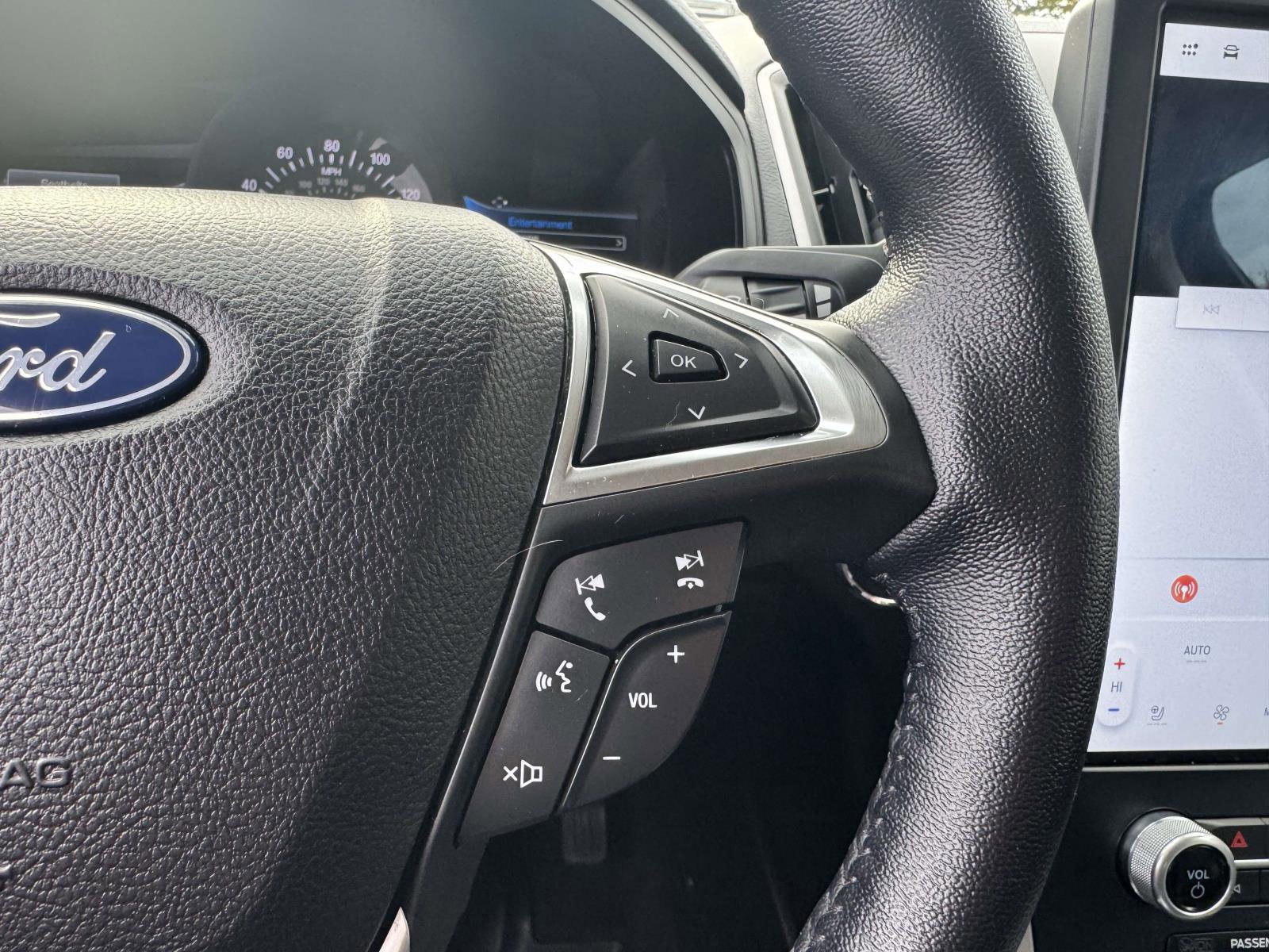 Certified 2022 Ford Edge SEL w/ Convenience Package image 23