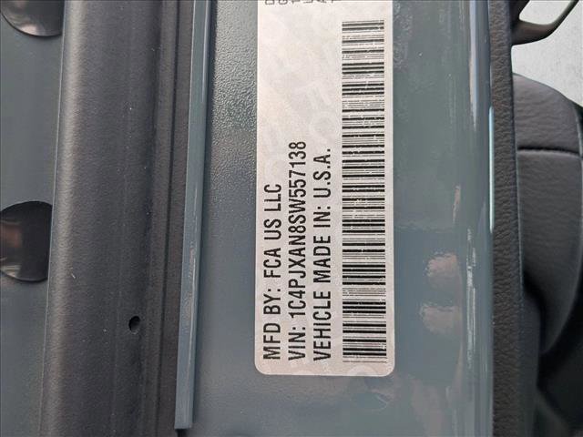 Used 2025 Jeep Wrangler Willys image 20