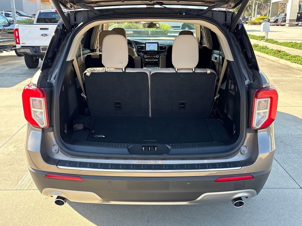 Certified 2021 Ford Explorer Limited w/ Hybrid Equipment Group 310A image 32