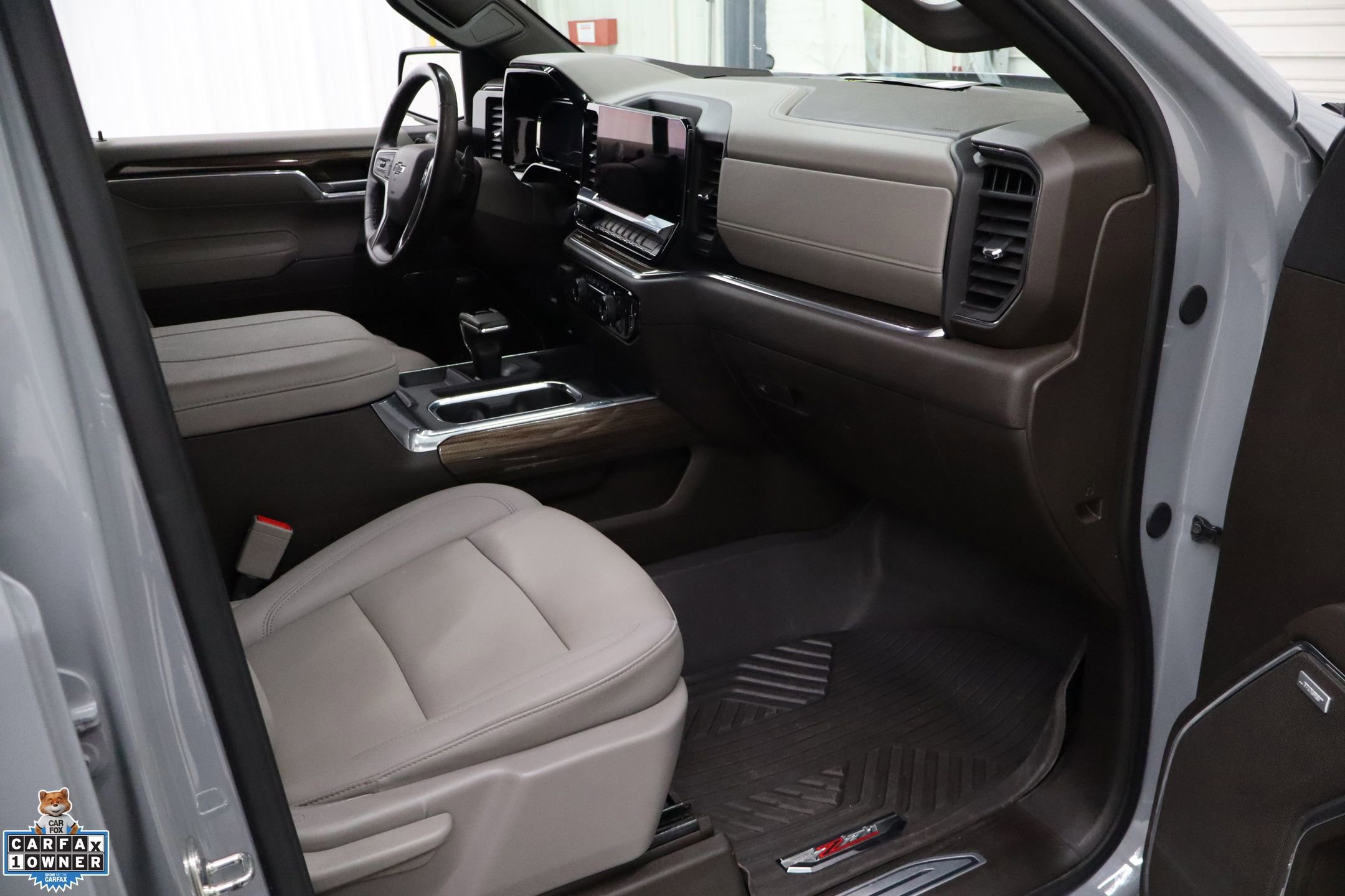 Used 2024 Chevrolet Silverado 1500 RST image 27