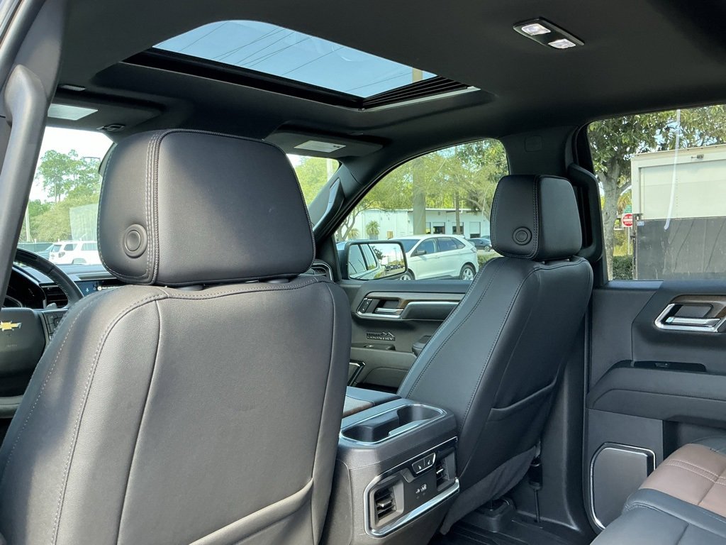 Used 2024 Chevrolet Silverado 1500 High Country image 38