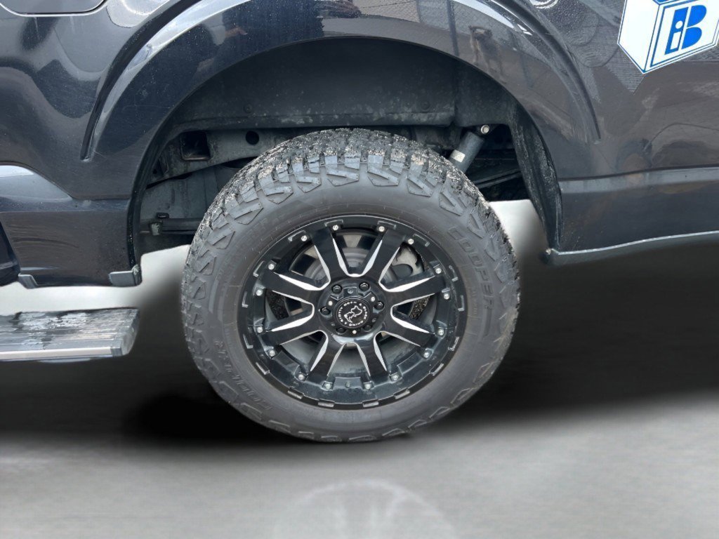 Certified 2021 Ford F150 Platinum w/ Equipment Group 701A High image 23