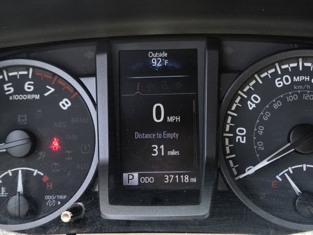 Used 2022 Toyota Tacoma TRD Off-Road w/ Technology Package AWD/4WD image 20