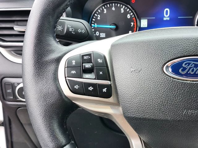 Certified 2022 Ford Explorer XLT w/ Equipment Group 202A image 30